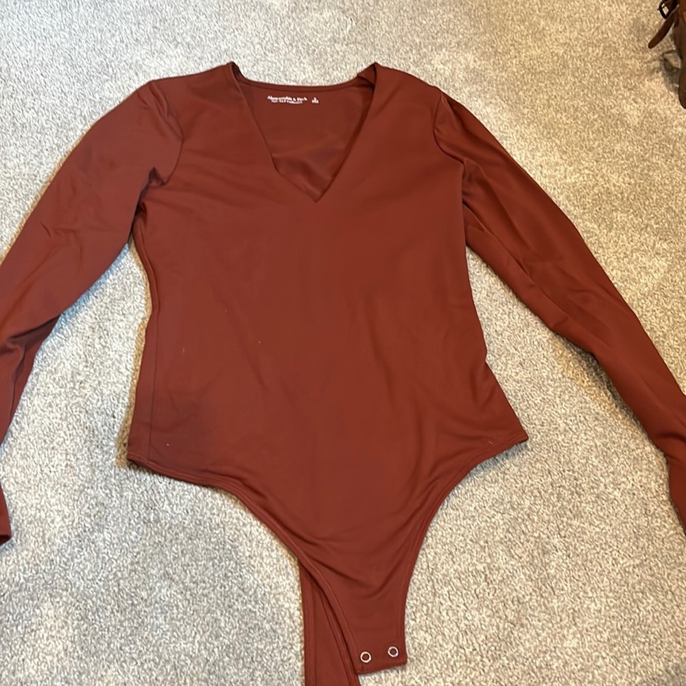 Abercrombie V Neck Long Sleeve Bodysuit